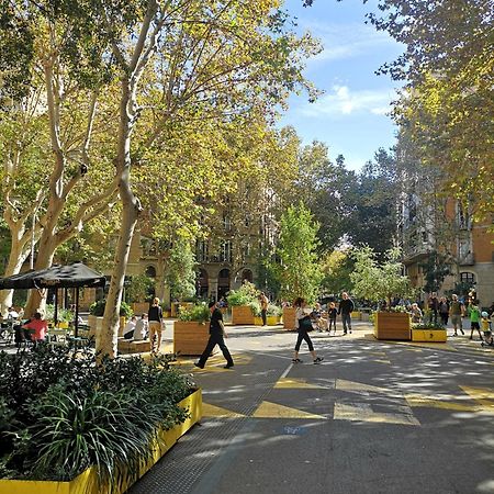 Aparteasy - Family Sant Antoni Apt. Barcellona Esterno foto