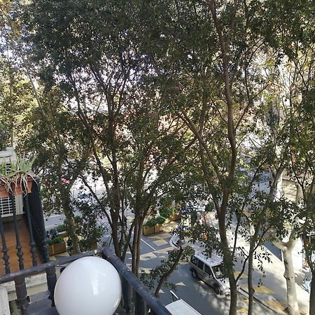 Aparteasy - Family Sant Antoni Apt. Barcellona Esterno foto