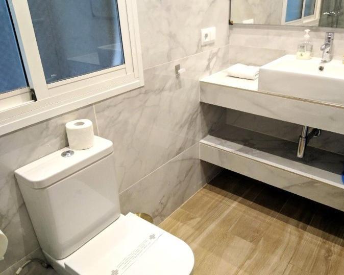Aparteasy - Family Sant Antoni Apt. Barcellona Esterno foto