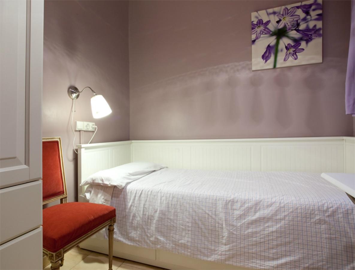Aparteasy - Family Sant Antoni Apt. Barcellona Esterno foto