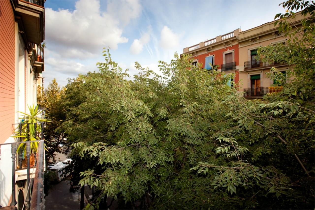 Aparteasy - Family Sant Antoni Apt. Barcellona Esterno foto
